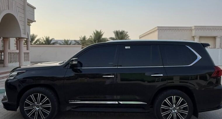 Lexus LX570 full option 2019 Gcc