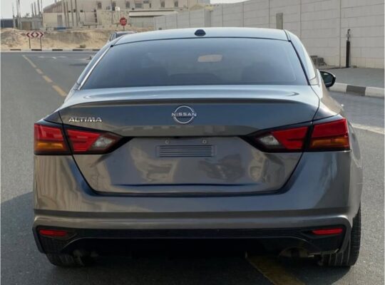 Nissan Altima SV 2020 USA imported