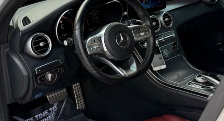 Mercedes C200 full option 2019 Gcc for sale
