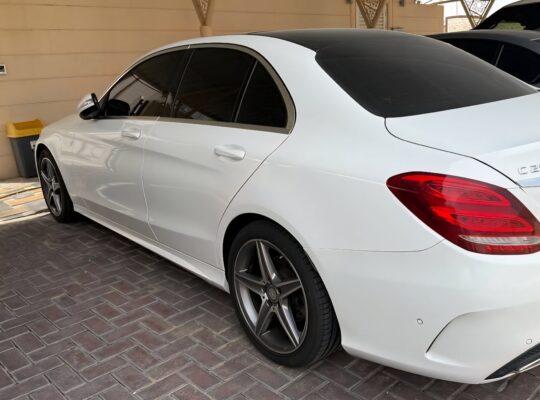 Mercedes C200 EMC 2015 Gcc for sale