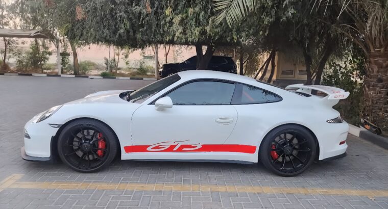 Porsche GT3 full option 2014 Gcc for sale