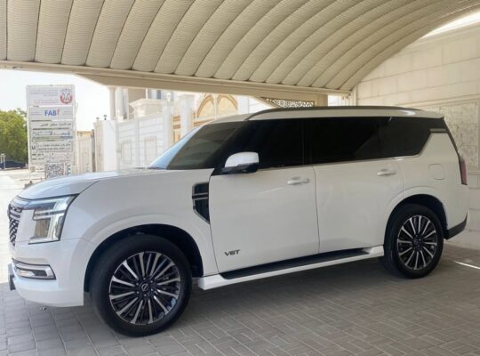 Nissan patrol platinum 2025 Gcc for sale