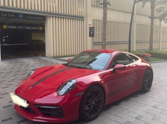 Porsche Carrera 911 2022 fully loaded