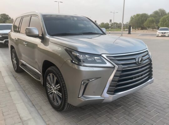 Lexus LX570 full option 2016 Gcc for sale