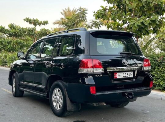 Toyota Land cruiser VXR 2009 Gcc for sale