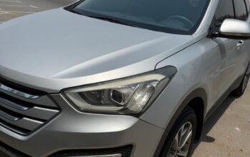 Hyundai Santa fe 2015 Gcc full option for sale