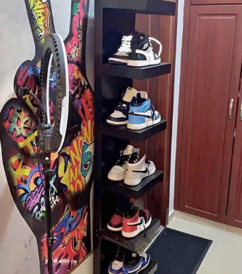Shoe organiser with wall painting for sale