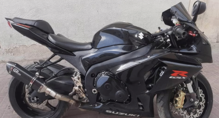 Suzuki gsxr1000 2012 in good condition for sale