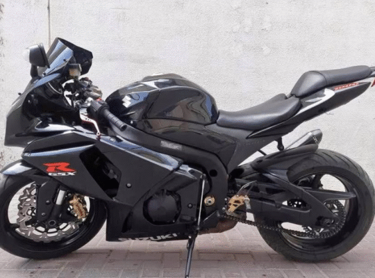 Suzuki gsxr1000 2012 in good condition for sale