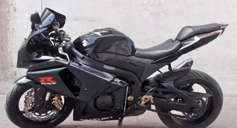 Suzuki gsxr1000 2012 in good condition for sale