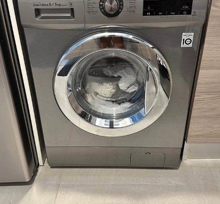 LG 8 Kg Front Load Washer Dryer Platinum Silver Fo