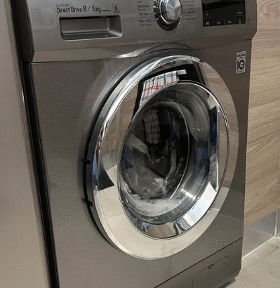 LG 8 Kg Front Load Washer Dryer Platinum Silver Fo
