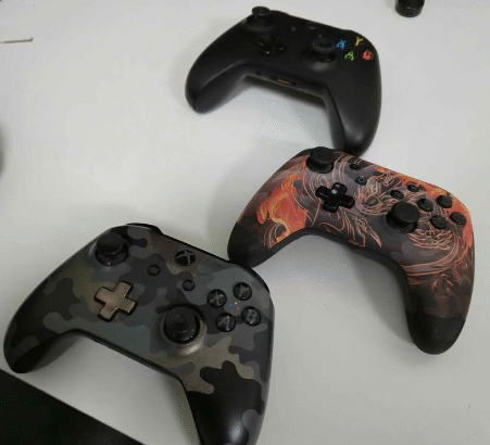 Xbox Full set with 3 controller Table screen and s