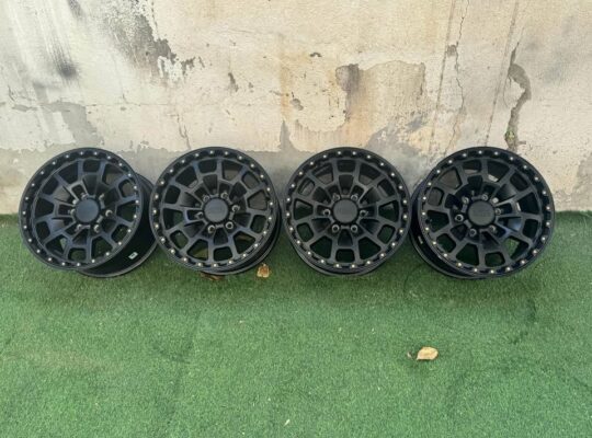 Orginal kmc rim 17*6*139 for sale