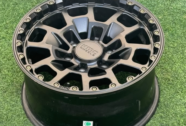 Orginal kmc rim 17*6*139 for sale