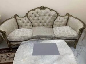 6 seater sofa set & 2 chair 2 tabels for sale