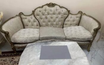 6 seater sofa set & 2 chair 2 tabels for sale