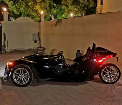 Polaris Slingshot 2021 in excellent condition for