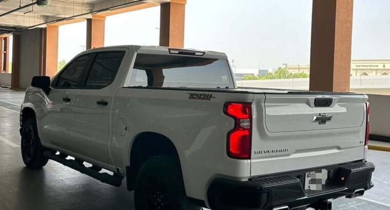 Chevrolet Silverado trail boss 6.2L full option 20