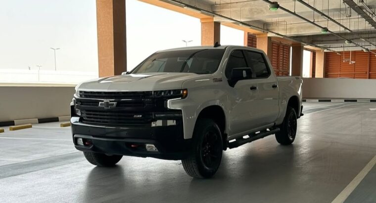 Chevrolet Silverado trail boss 6.2L full option 20