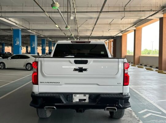 Chevrolet Silverado trail boss 6.2L full option 20