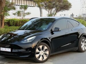 Tesla model Y Long range 2024 Gcc