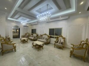 ⁨للبيع طقم‏ قنفات مدهب خشب مصري ممتاز