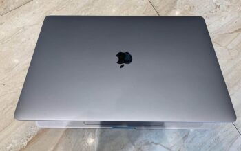 Apple MacBook Pro 2019 core i7 for sale