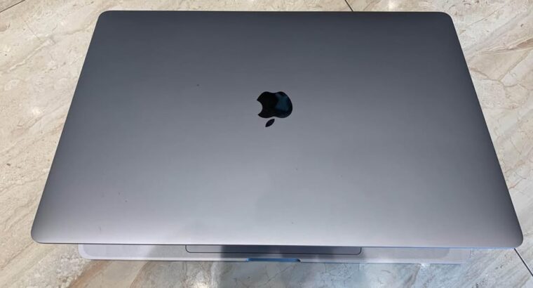 Apple MacBook Pro 2019 core i7 for sale