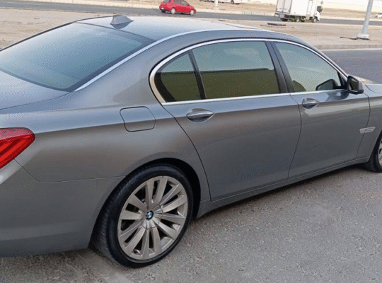 BMW 740Li Model: 2012 In excellent condition for s