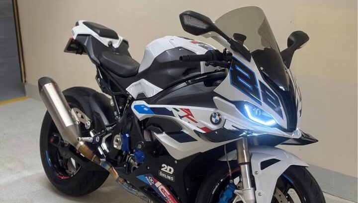 BMW S1000RR Mpackage 2023 GCC For Sale