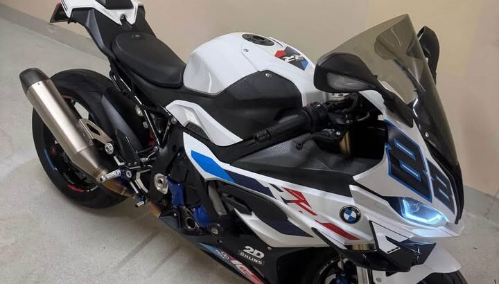 BMW S1000RR Mpackage 2023 GCC For Sale