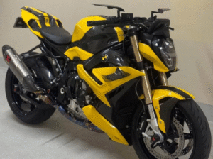 BMW S1000R 2023 GCC Under Warranty For Sale