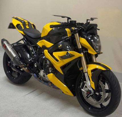 BMW S1000R 2023 GCC Under Warranty For Sale