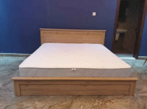 Bed with mattress 180×200 for sale