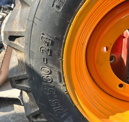 JCB Boomloader tyre & rim for sale