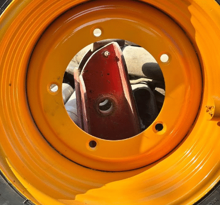 JCB Boomloader tyre & rim for sale