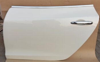 MASERATI QUATTROPORTE M156 GENUINE LEFT REAR DOOR