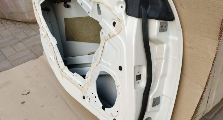 MASERATI QUATTROPORTE M156 GENUINE LEFT REAR DOOR