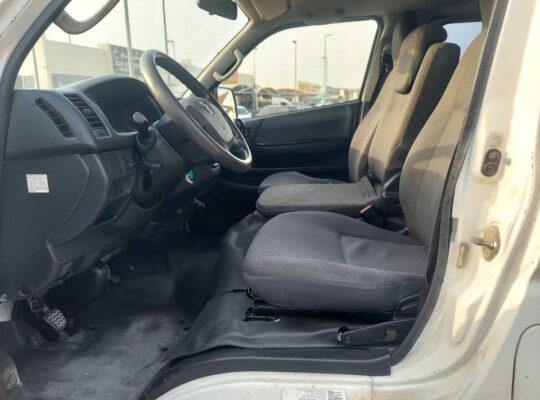 Toyota Hiace 2015 Diesel GCC in good condition for