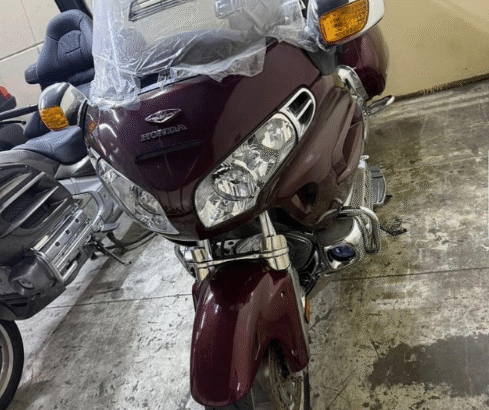 Honda Goldwing 2005 in good condition for sale