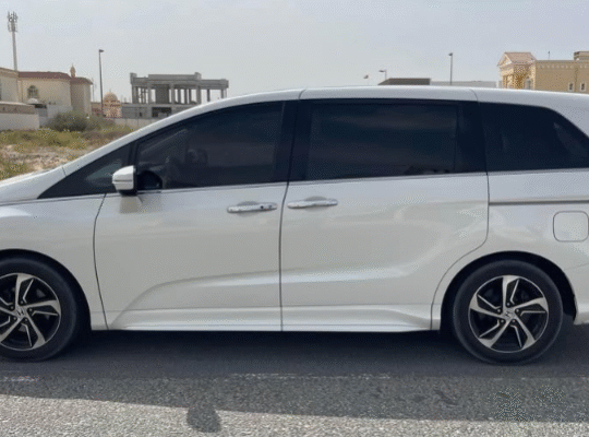 Honda Odessy 2015 GCC For Sale