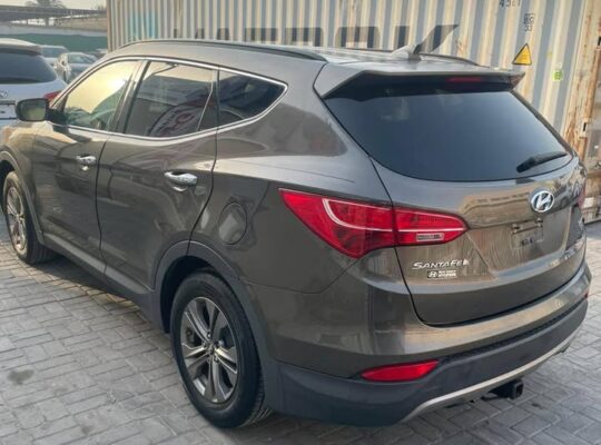 Hyundai Santa F push start 2013 v4 5 seater for sa