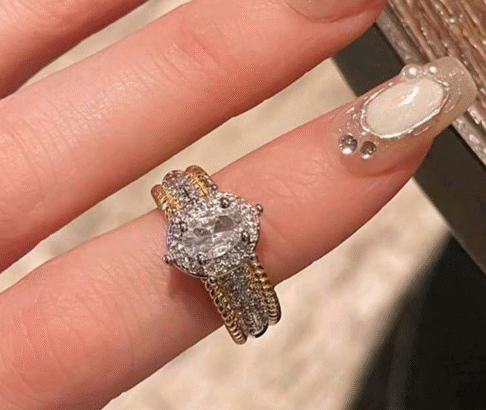 Elegant Oval Zirconia Design Luxury Jewelry Ring