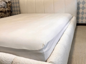 King size bed 180×200 brand new for sale