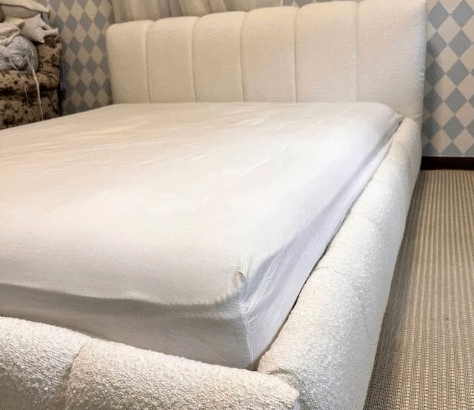 King size bed 180×200 brand new for sale