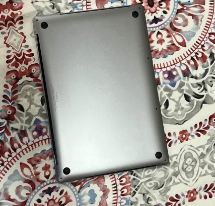 MacBook Pro (16-inches ) 2019 Core i9 16gb-ram 1Tb