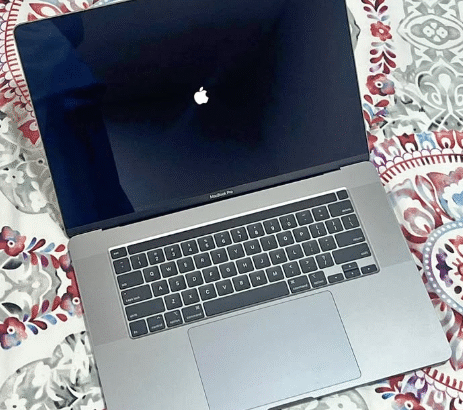 MacBook Pro (16-inches ) 2019 Core i9 16gb-ram 1Tb
