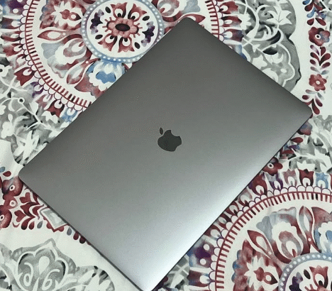 MacBook Pro (16-inches ) 2019 Core i9 16gb-ram 1Tb