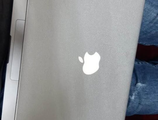 Apple MacBook pro corei5 for sale